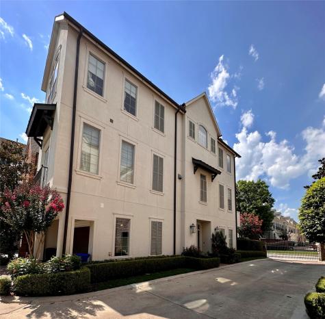 1976 Woodbury Street Houston TX 77030