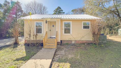 712 Highway 190 E Huntsville TX 77340