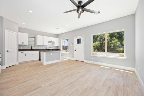4651 Mallow Street B Houston TX 77051