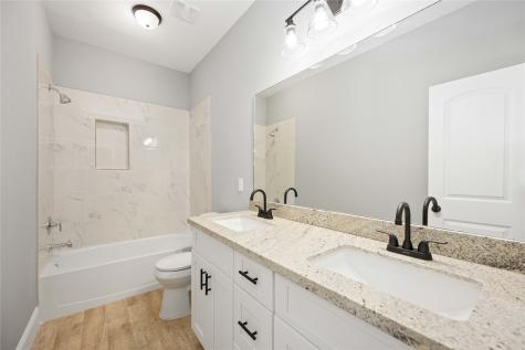 4651 Mallow Street B Houston TX 77051