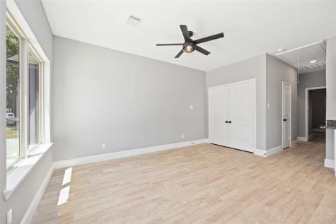 4651 Mallow Street B Houston TX 77051
