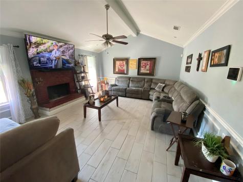 611 Aweigh Drive Crosby TX 77532