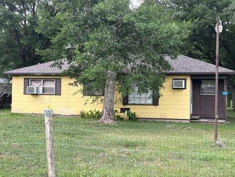 502 N Liberty Street El Campo TX 77437