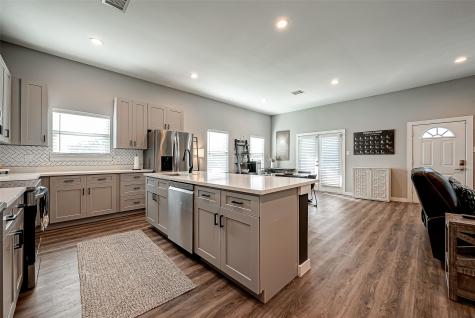 108 Bay Oaks Drive La Porte TX 77571