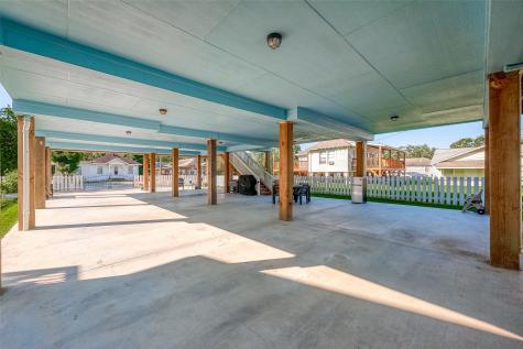 108 Bay Oaks Drive La Porte TX 77571