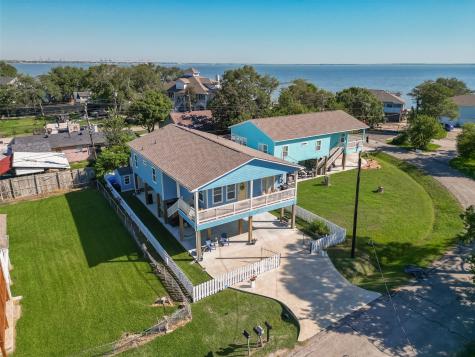 108 Bay Oaks Drive La Porte TX 77571
