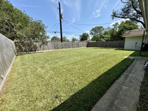 2842 Knotty Oaks Trail Houston TX 77045