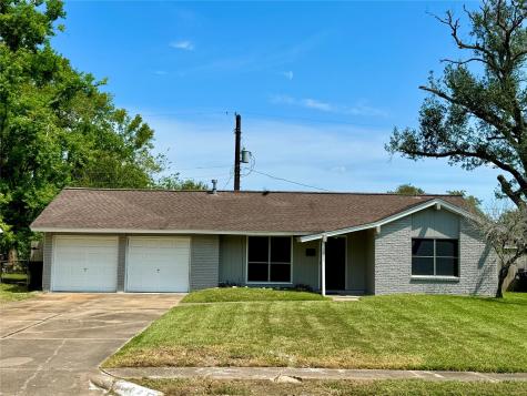 2842 Knotty Oaks Trail Houston TX 77045