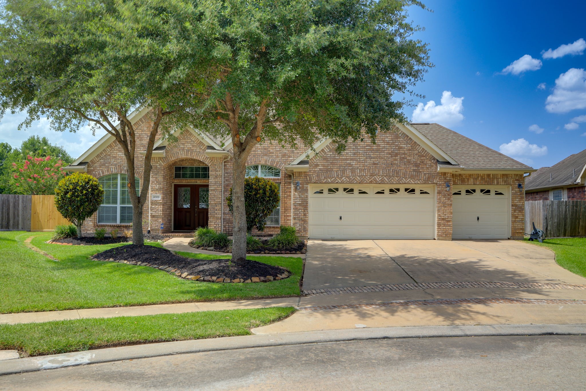 6703 Forsythe Lane Sugar Land TX 77479