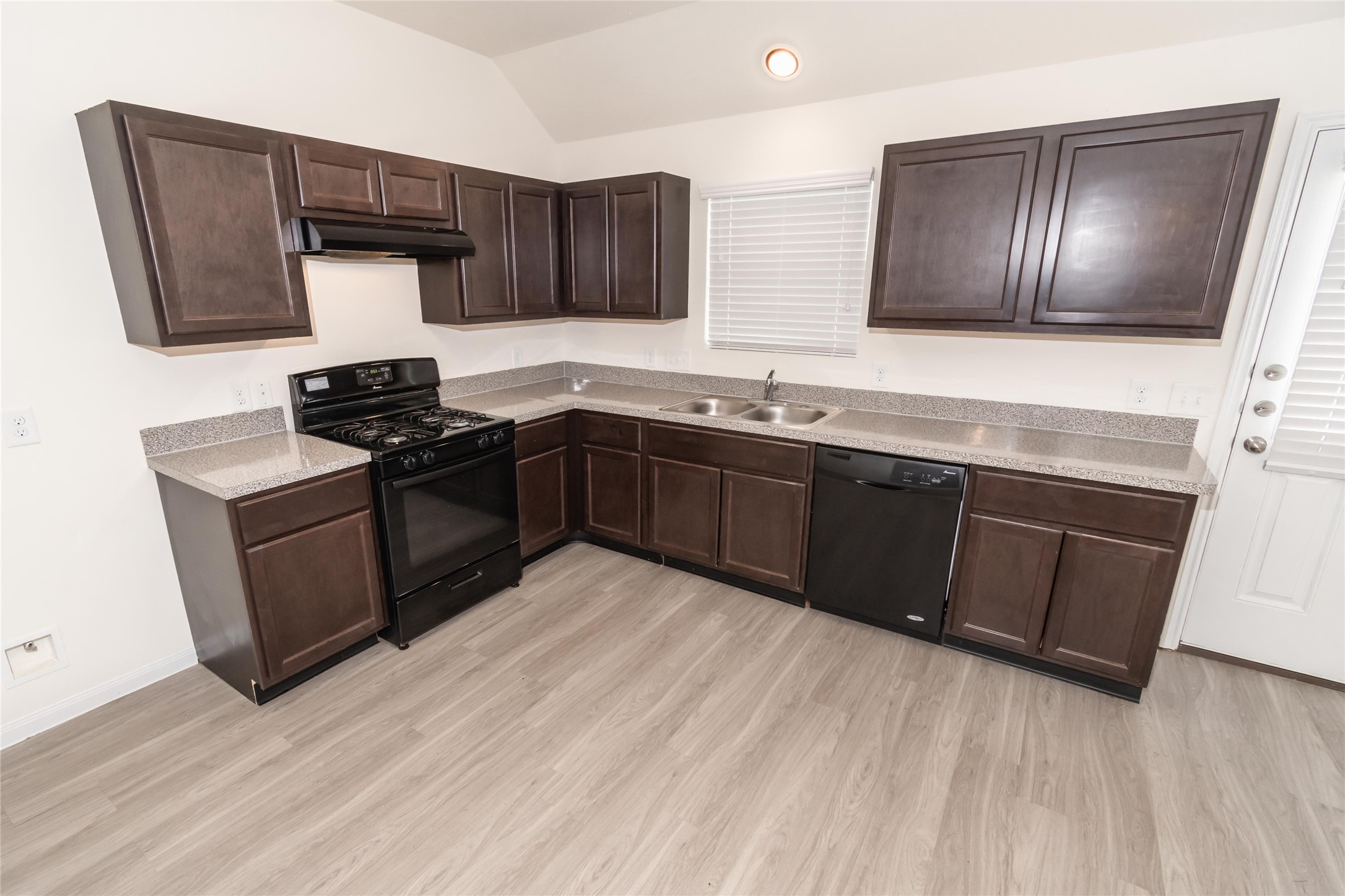 5527 Amelia Plantation Drive Katy TX 77449