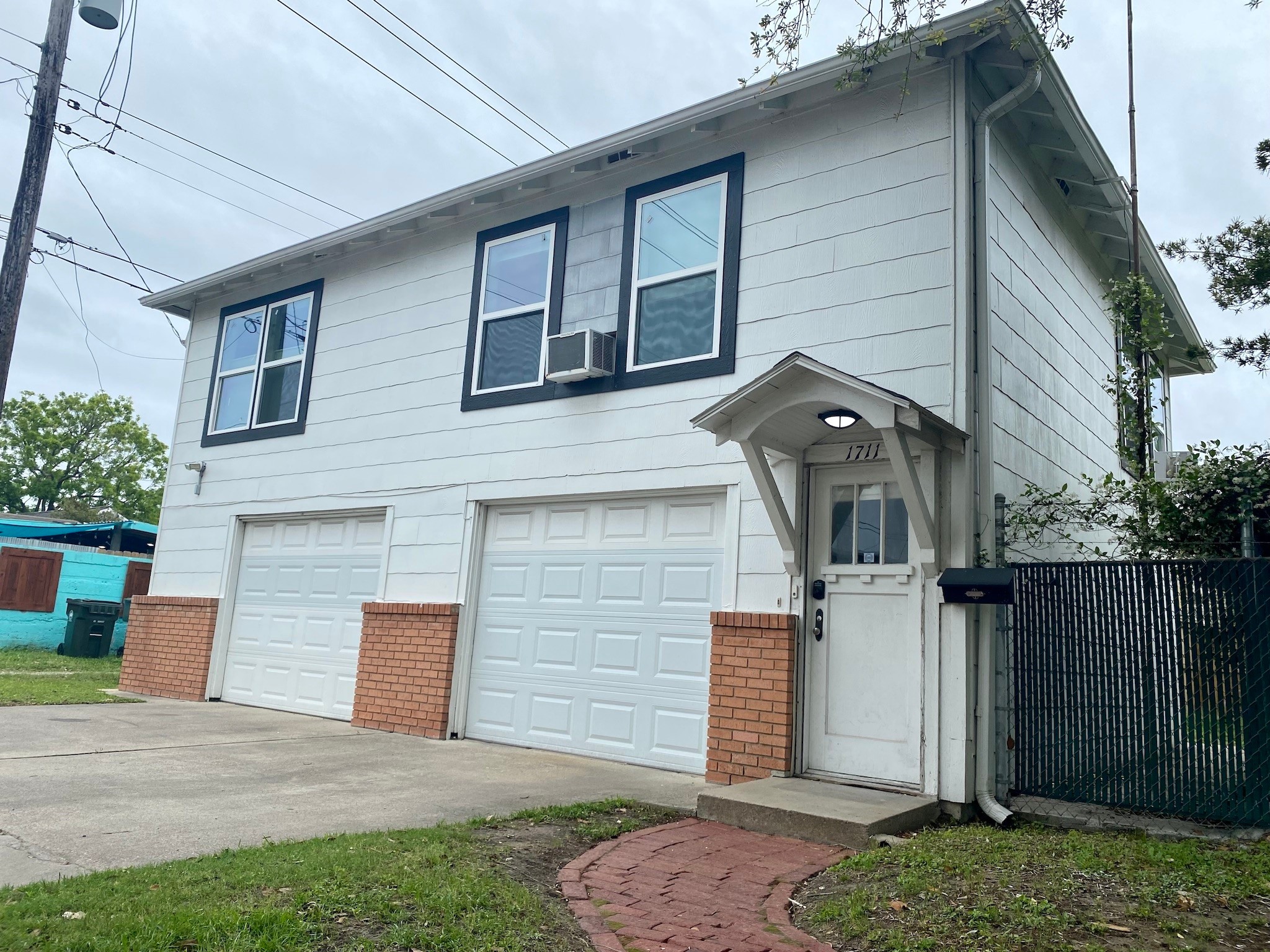 1711 49th Street Galveston TX 77551