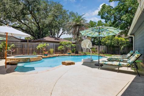 4311 Meadowbank Drive Seabrook TX 77586