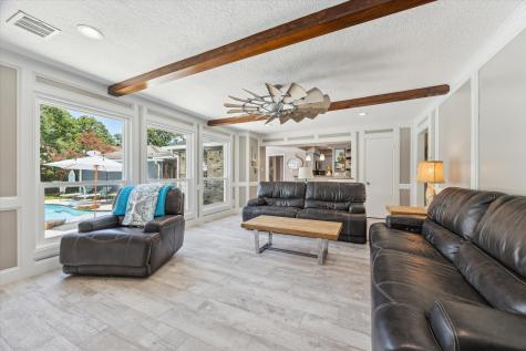 4311 Meadowbank Drive Seabrook TX 77586
