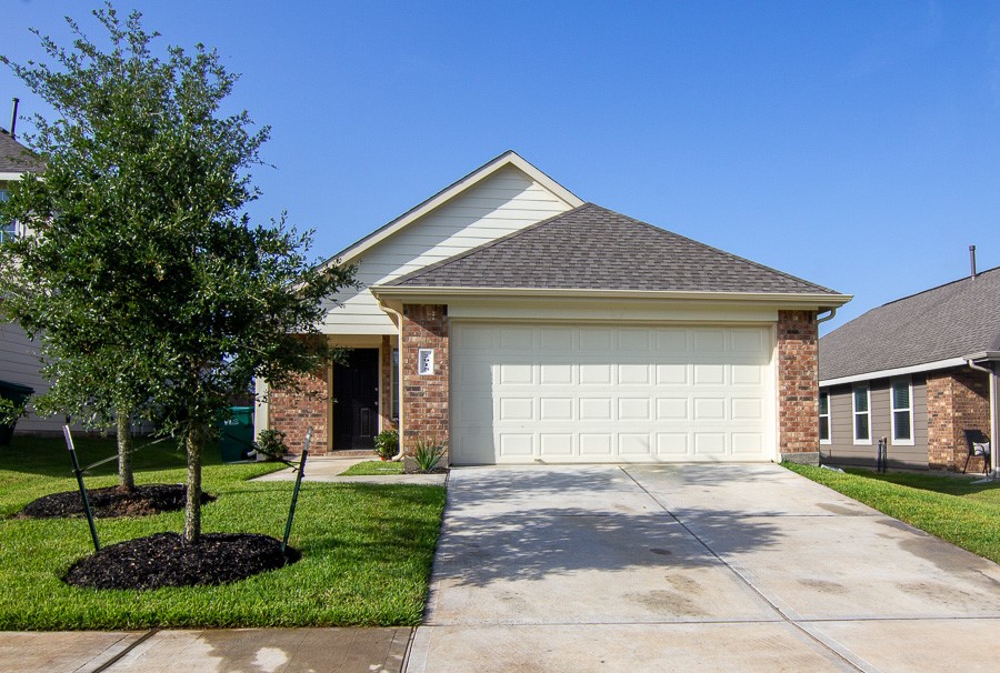 2915 Karin Crest Lane Conroe TX 77304