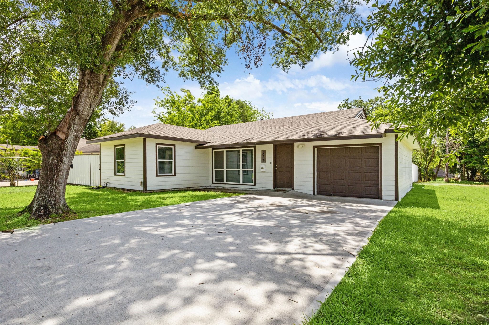 5902 Southington Street Houston TX 77033