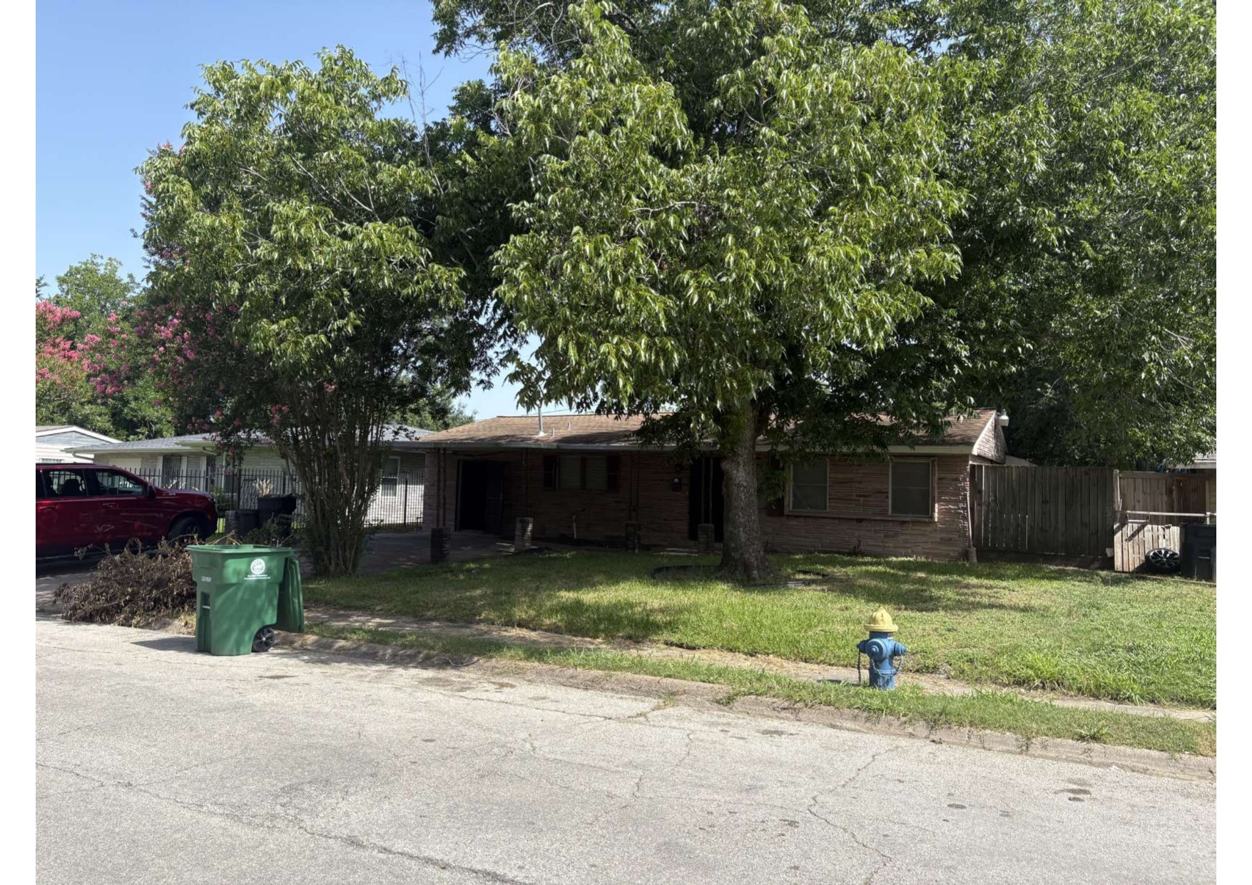 5923 Van Fleet Street Houston TX 77033