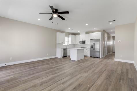 3152 A N Cleveland Street Dayton TX 77535