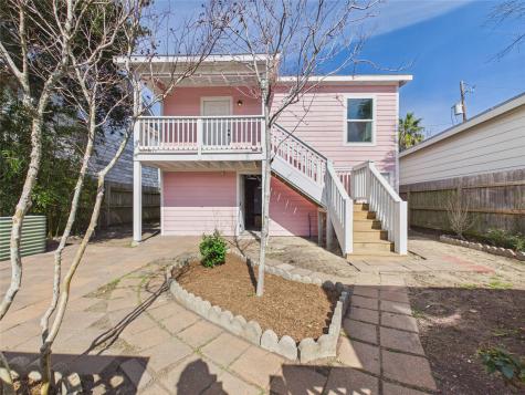3602 Avenue S 1/2 Rear Galveston TX 77550