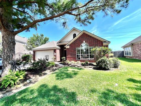 17722 Meadow Crossing Lane Houston TX 77095