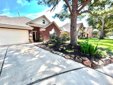 17722 Meadow Crossing Lane Houston TX 77095
