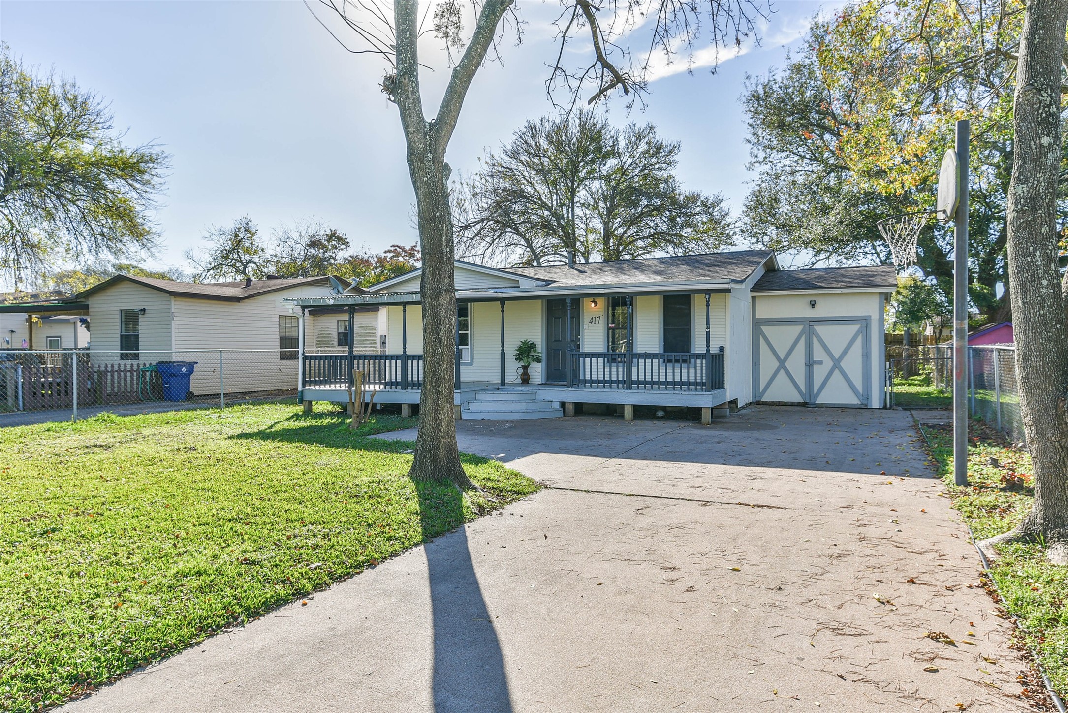 417 18th Avenue N Texas City TX 77590