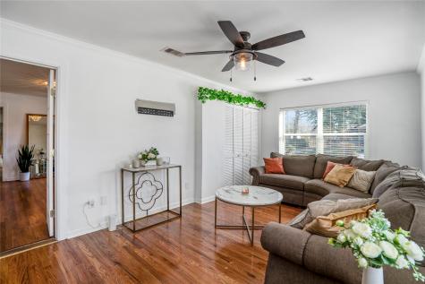 9311 Lanewood Drive Houston TX 77016