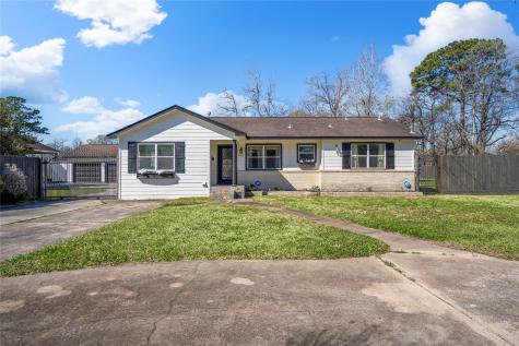 9311 Lanewood Drive Houston TX 77016