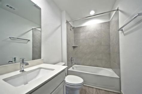 250 Dusty Bridle Lane Rosharon TX 77583