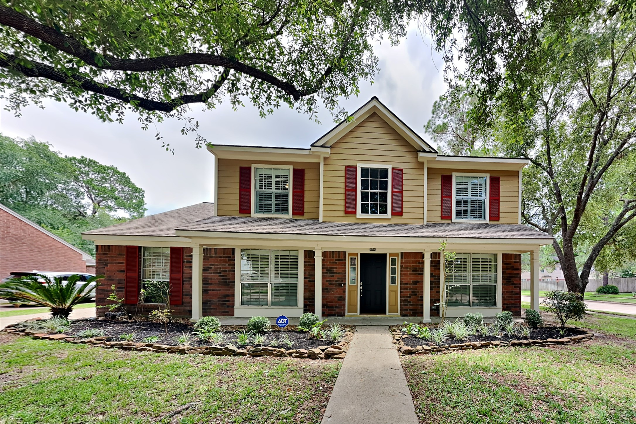 16839 Country Bridge Road Houston TX 77095