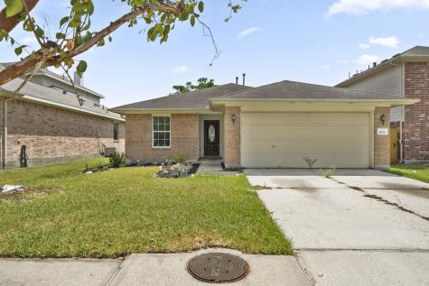 8122 Blackcherry Lane Baytown TX 77523