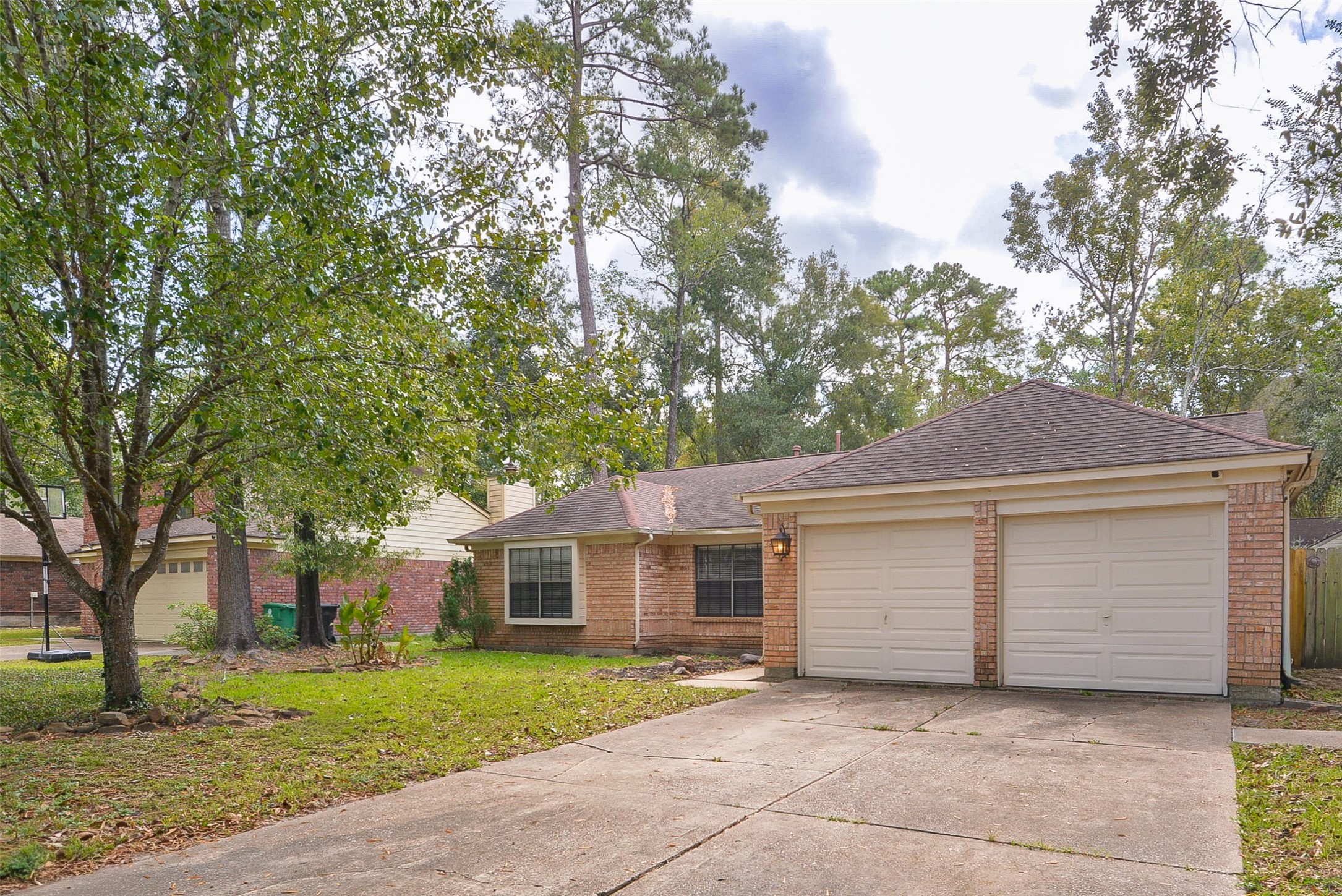 3318 Golden Willow Drive Kingwood TX 77339