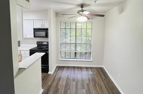 1820 N Garrett Avenue Dallas TX 75206