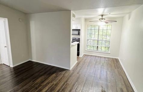 1820 N Garrett Avenue Dallas TX 75206