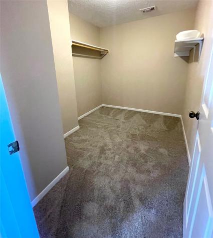 2105 Broadlawn Drive Houston TX 77058