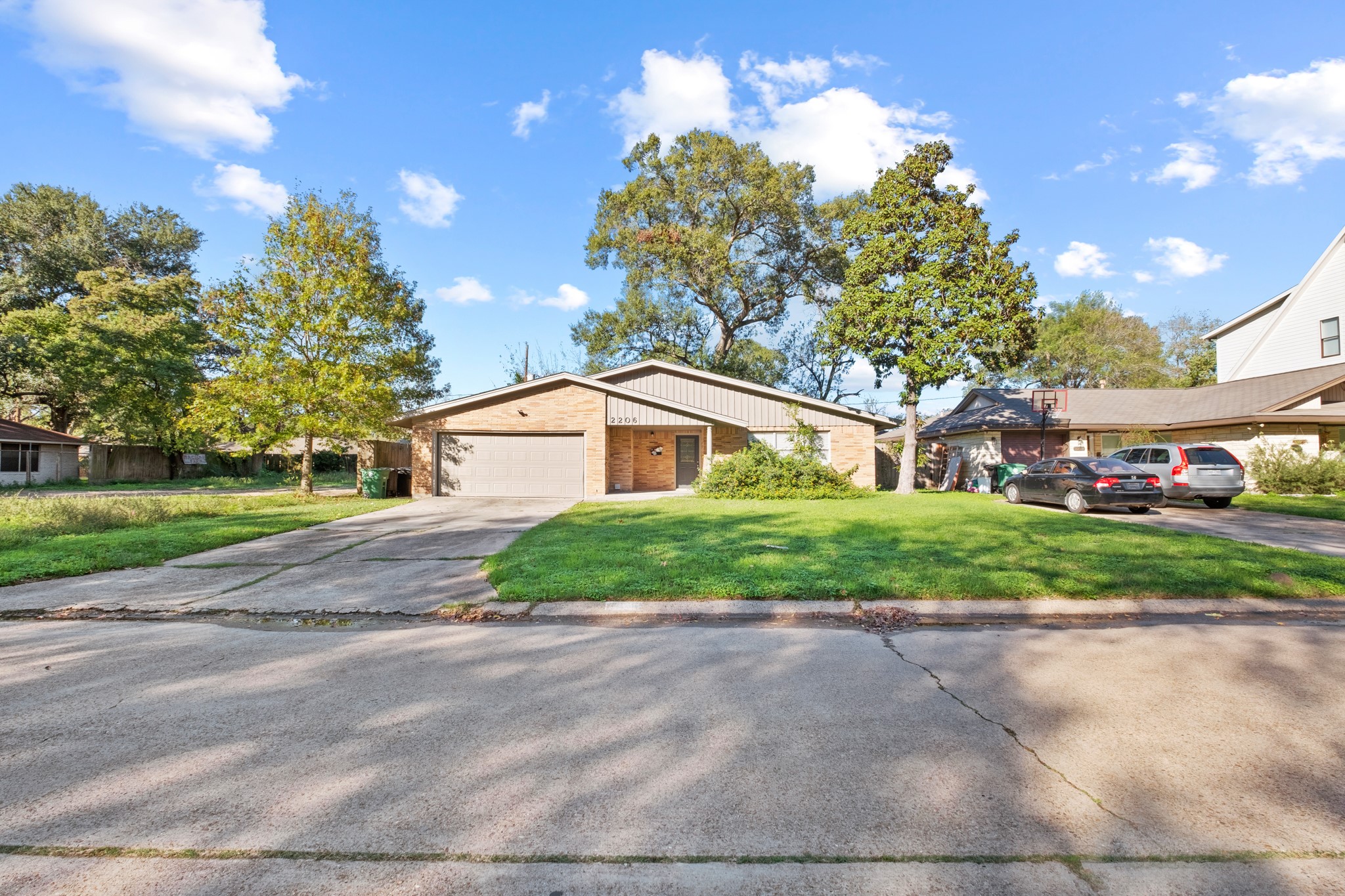 2206 Ansbury Drive Houston TX 77018