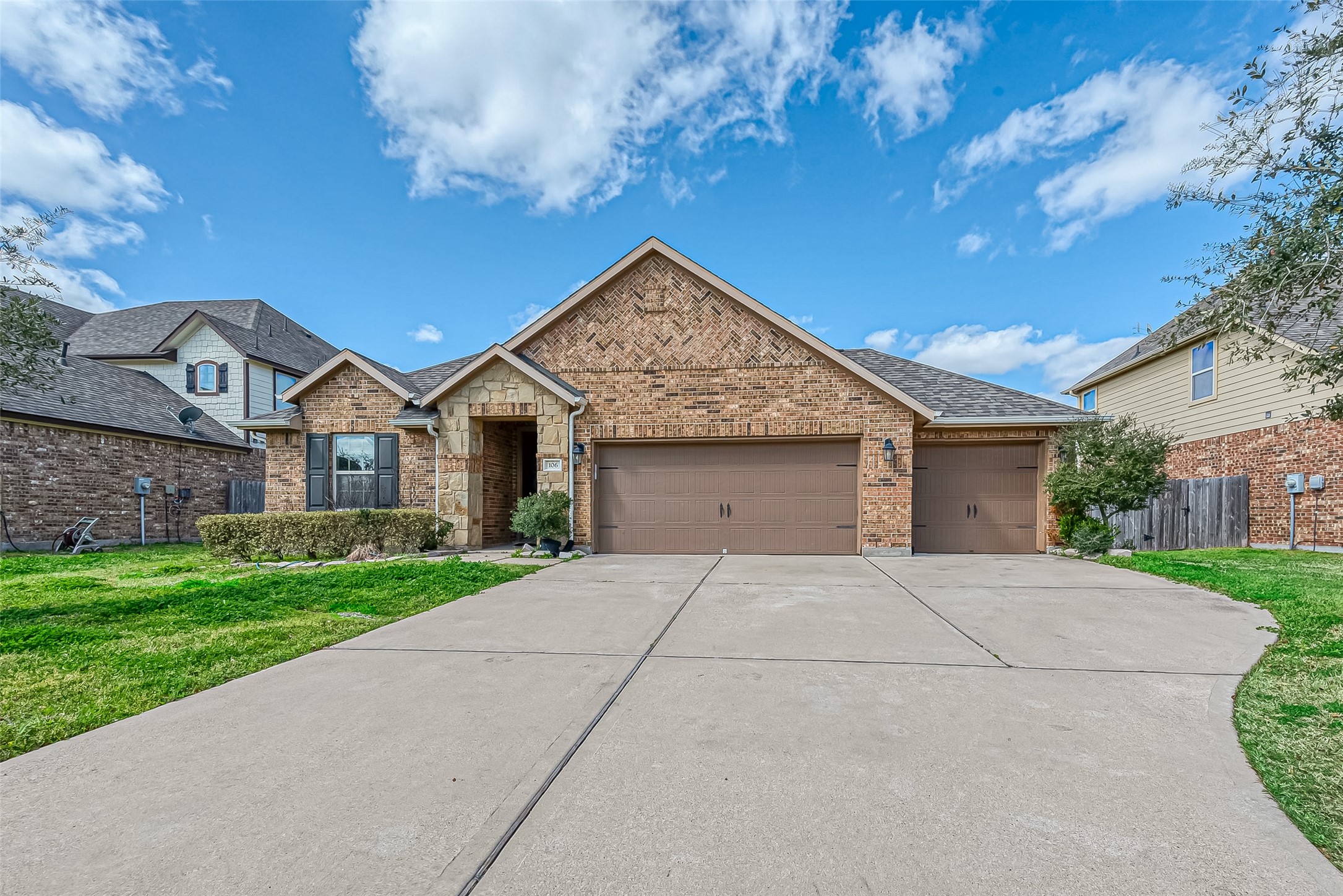 106 Blossom Terrace Lane Rosenberg TX 77469