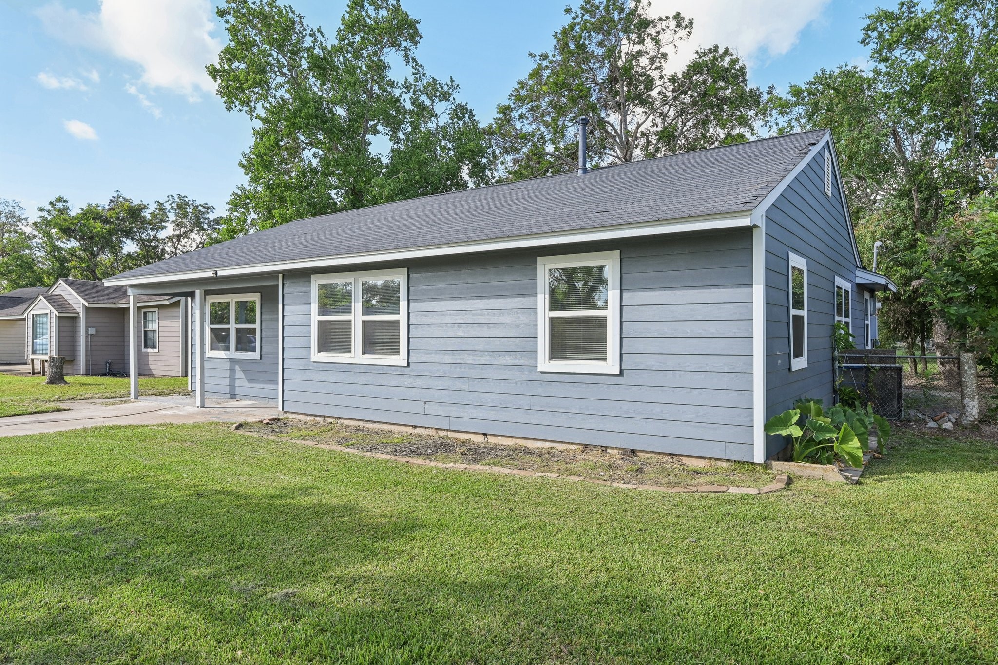 1109 San Felipe Street Angleton TX 77515