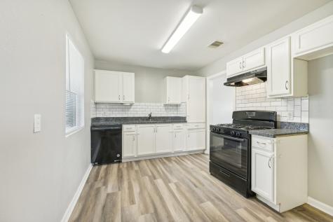 1109 San Felipe Street Angleton TX 77515