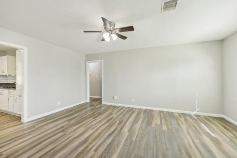 1109 San Felipe Street Angleton TX 77515