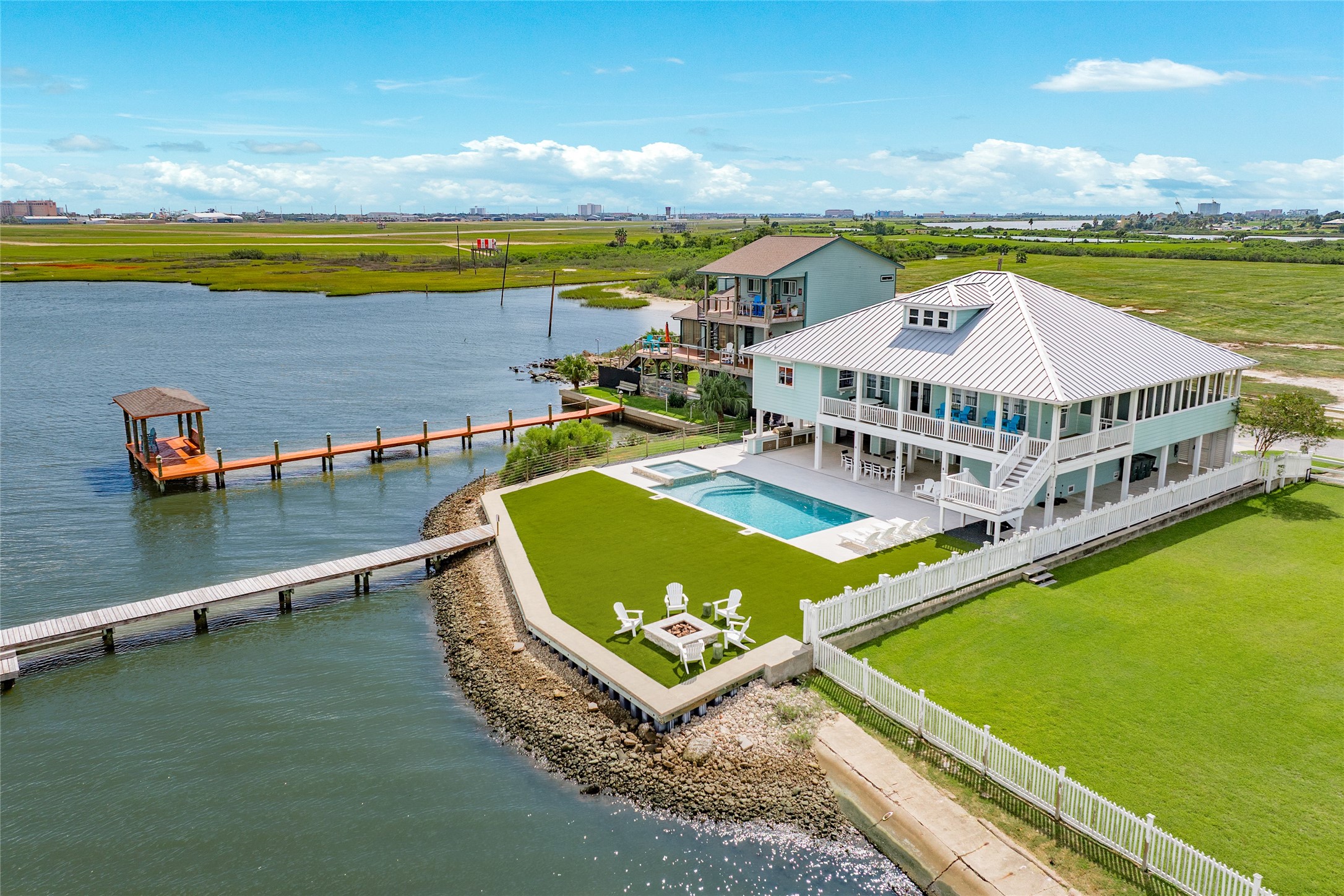 9680 Airways Lane Galveston TX 77554
