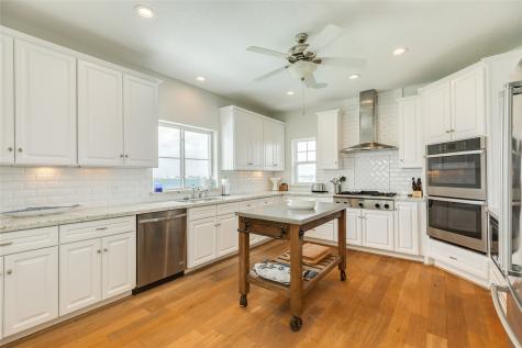 9680 Airways Lane Galveston TX 77554