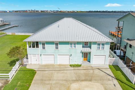 9680 Airways Lane Galveston TX 77554