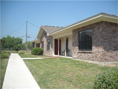 1103 Lincoln Street Zapata TX 78076