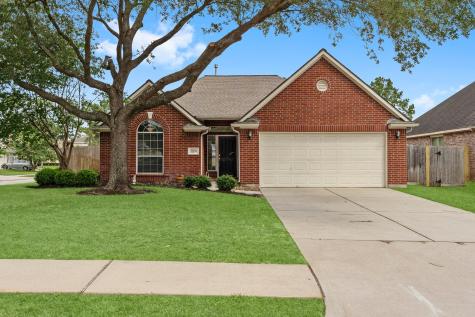 23214 Goldensong Court Spring TX 77373