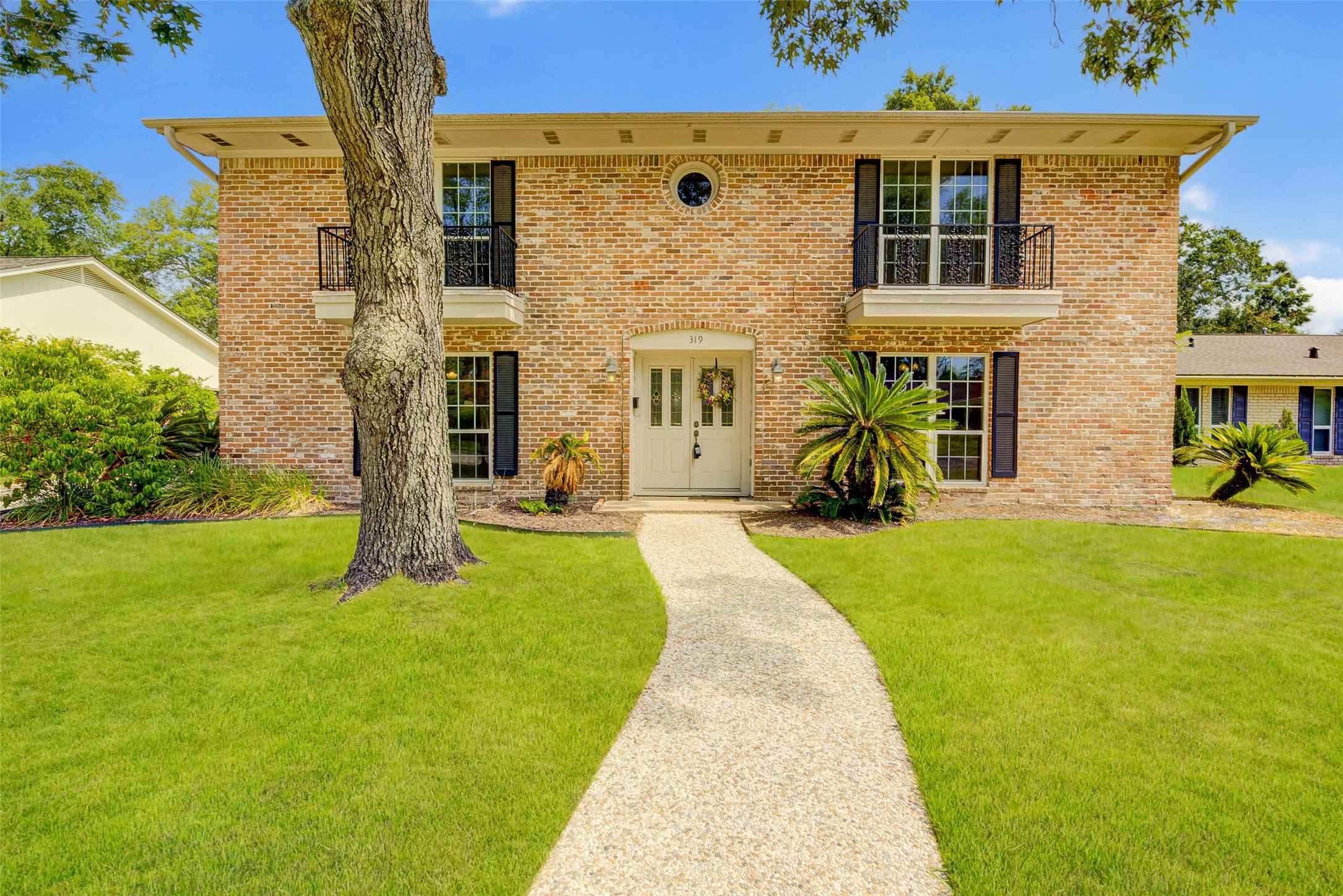 319 Shadow Creek Drive El Lago TX 77586