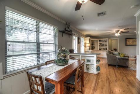 6222 Lindyann Lane Houston TX 77008