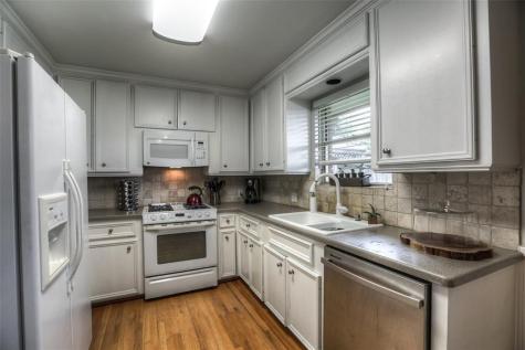 6222 Lindyann Lane Houston TX 77008