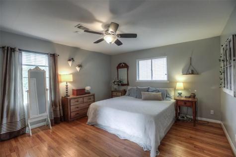 6222 Lindyann Lane Houston TX 77008
