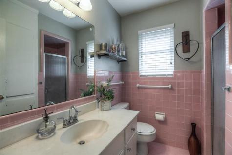 6222 Lindyann Lane Houston TX 77008