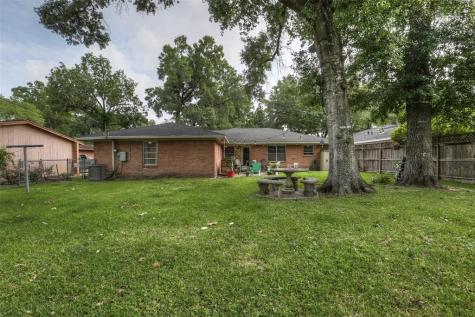 6222 Lindyann Lane Houston TX 77008